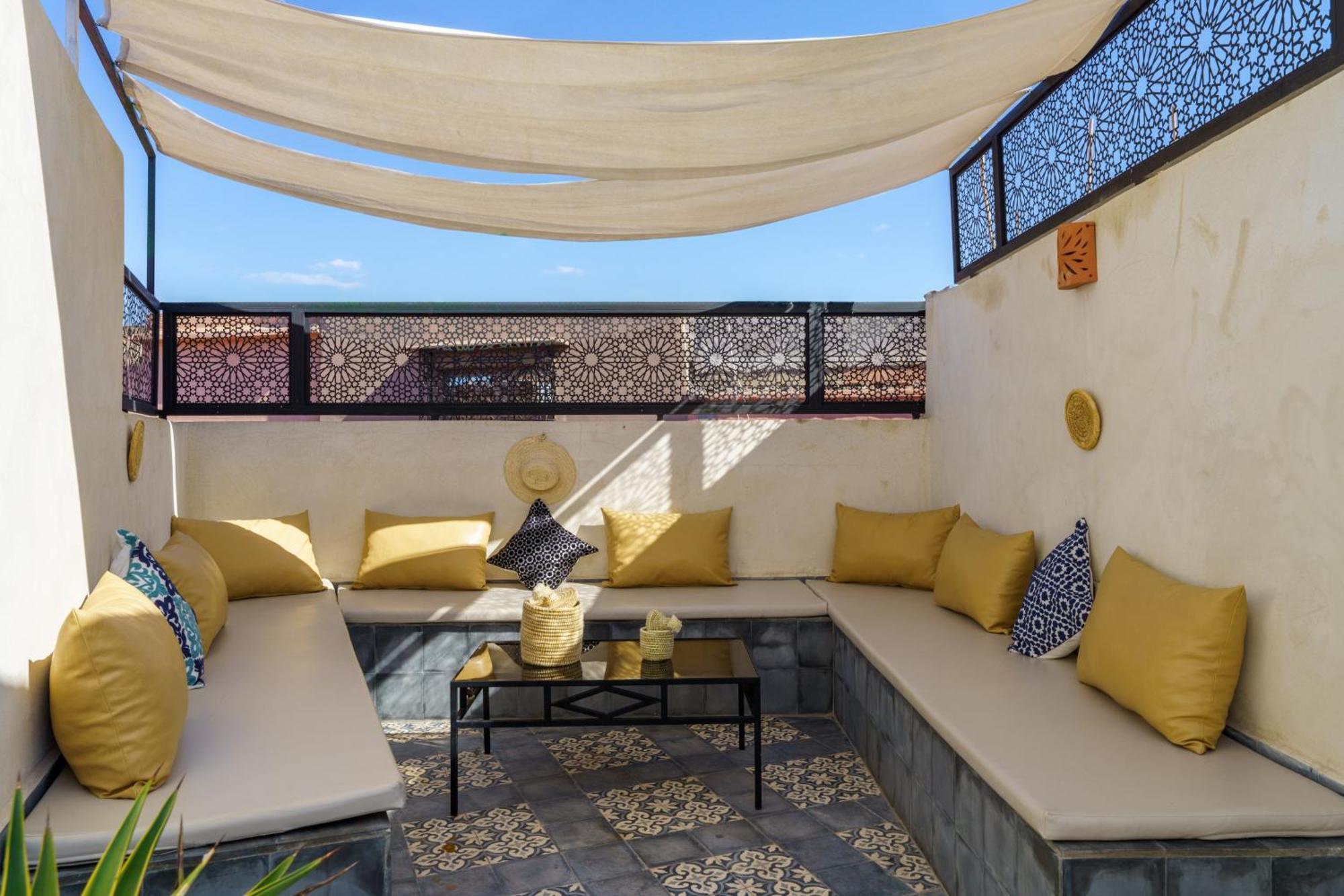 Riad 4 Chambres - Piscine & Petit Dejeuner Gratuit - Wifi Fibre Optique Marrakesh Exterior photo