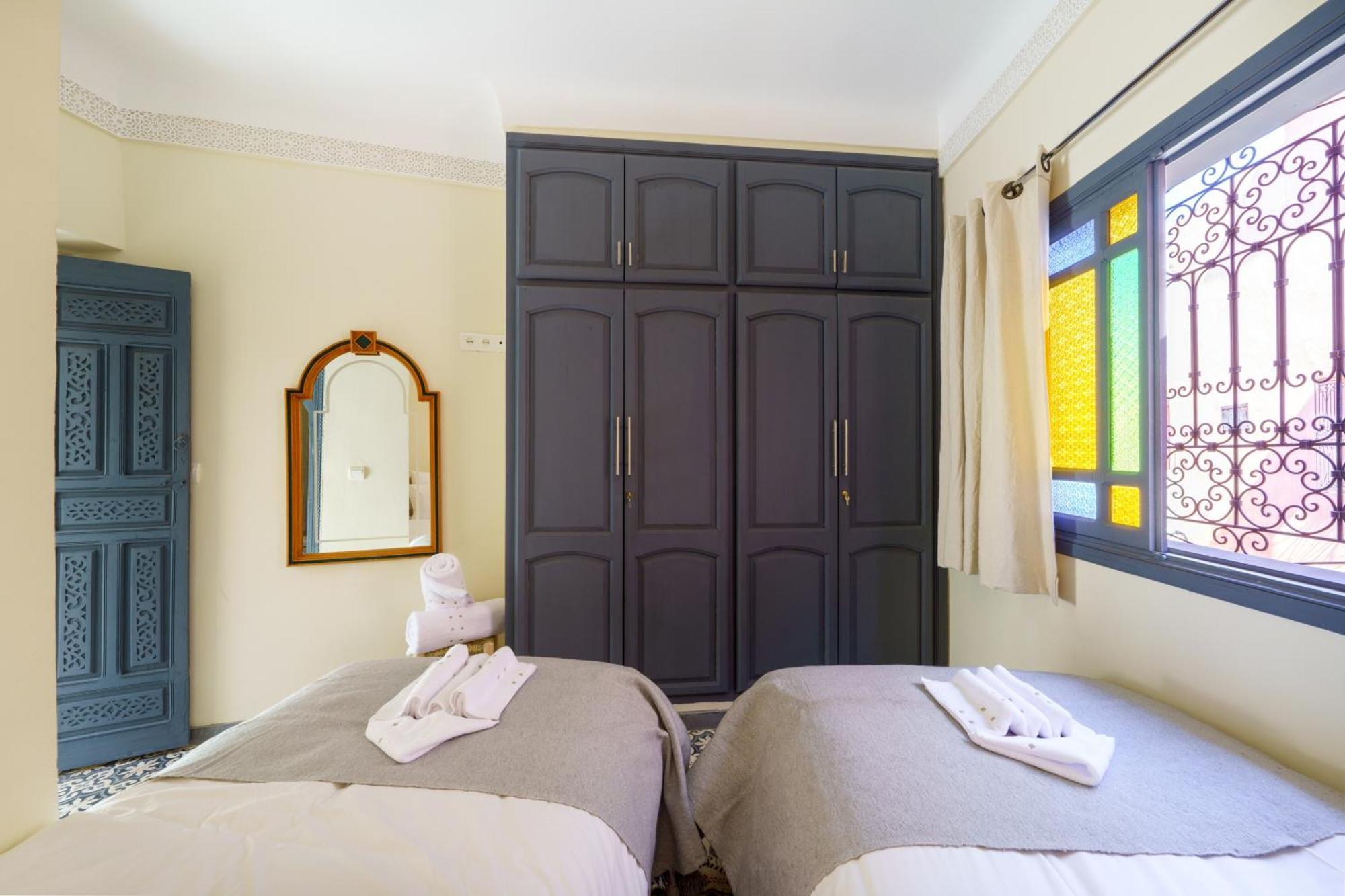 Riad 4 Chambres - Piscine & Petit Dejeuner Gratuit - Wifi Fibre Optique Marrakesh Exterior photo
